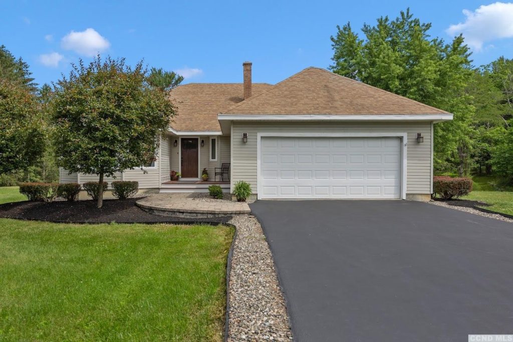 ANDERSON AGENCY REALTORS